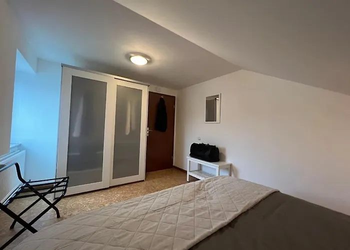 Apartment Near Park